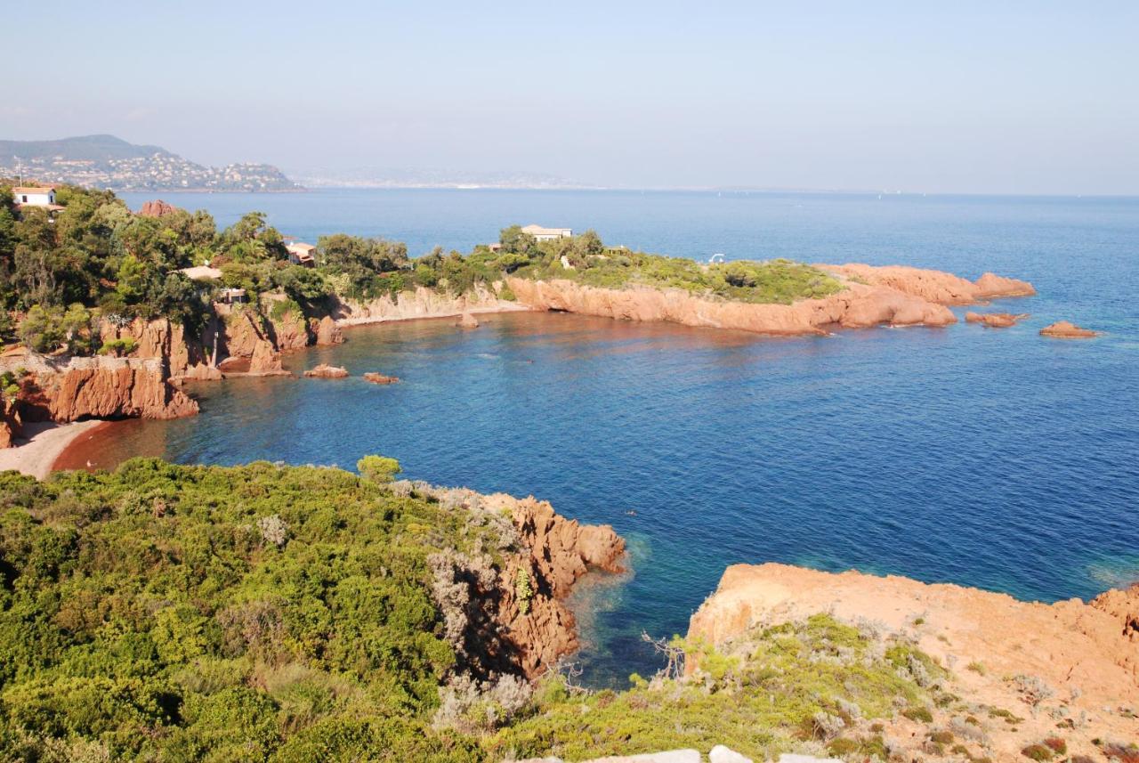 Agay Cap Esterel Le Hameau F2 Clim Plein Sud Dernier Etage Magnifique Vue Mer Saint-Raphaël Екстериор снимка