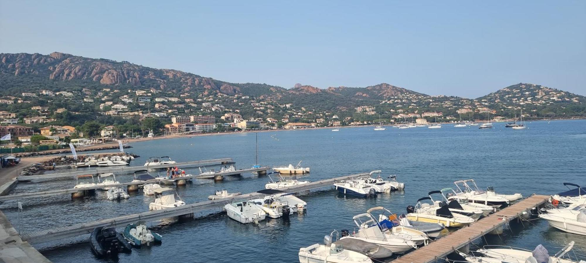 Agay Cap Esterel Le Hameau F2 Clim Plein Sud Dernier Etage Magnifique Vue Mer Saint-Raphaël Екстериор снимка